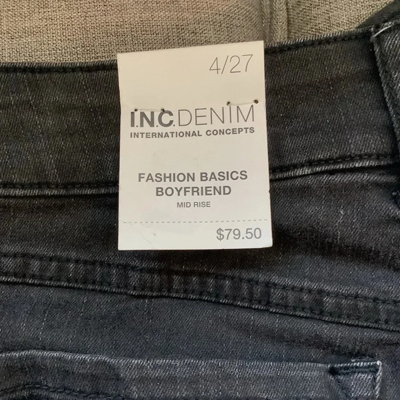 NWT INC Denim, Boyfriend Black with Gold Animal Print Appliqué Sz 4/27 - Picture 5 of 9